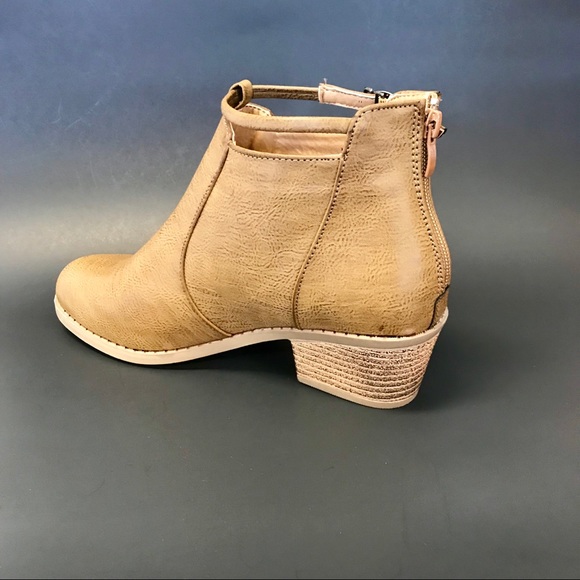 Single-strap Bootie - Picture 4 of 4